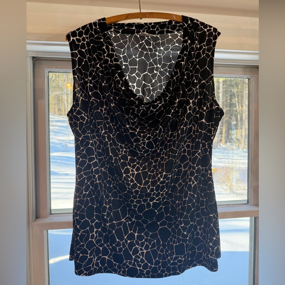 Worthington Black and Cream Patterned Blouse